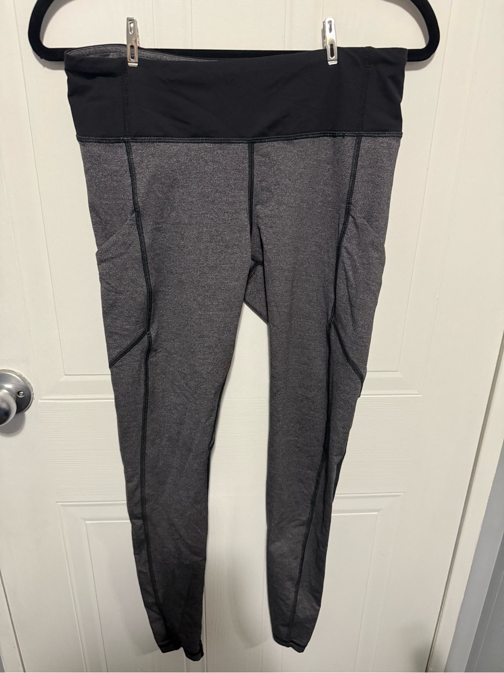 Lululemon High-Waist Gray Active Leggings with Black Waistband